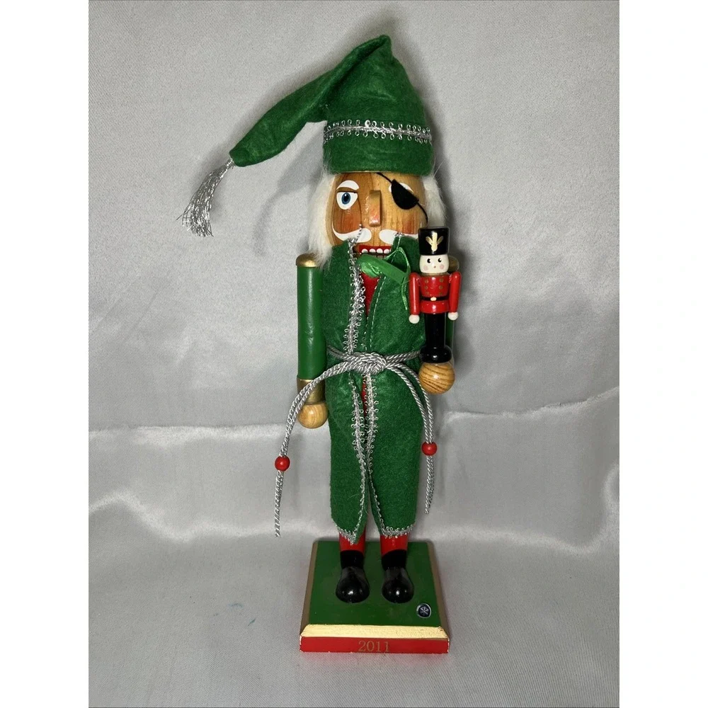 Nutcracker Wooden‎ Target Pirate drosselmeyer